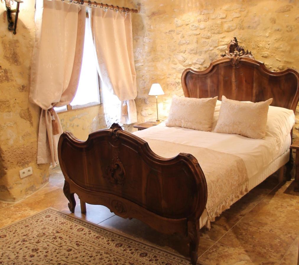La Petite Maison Beynac-et-Cazenac Bagian luar foto